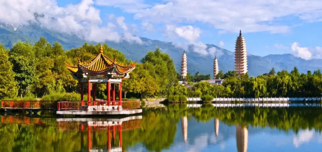 kinh-nghiem-du-lich-con-minh-cover